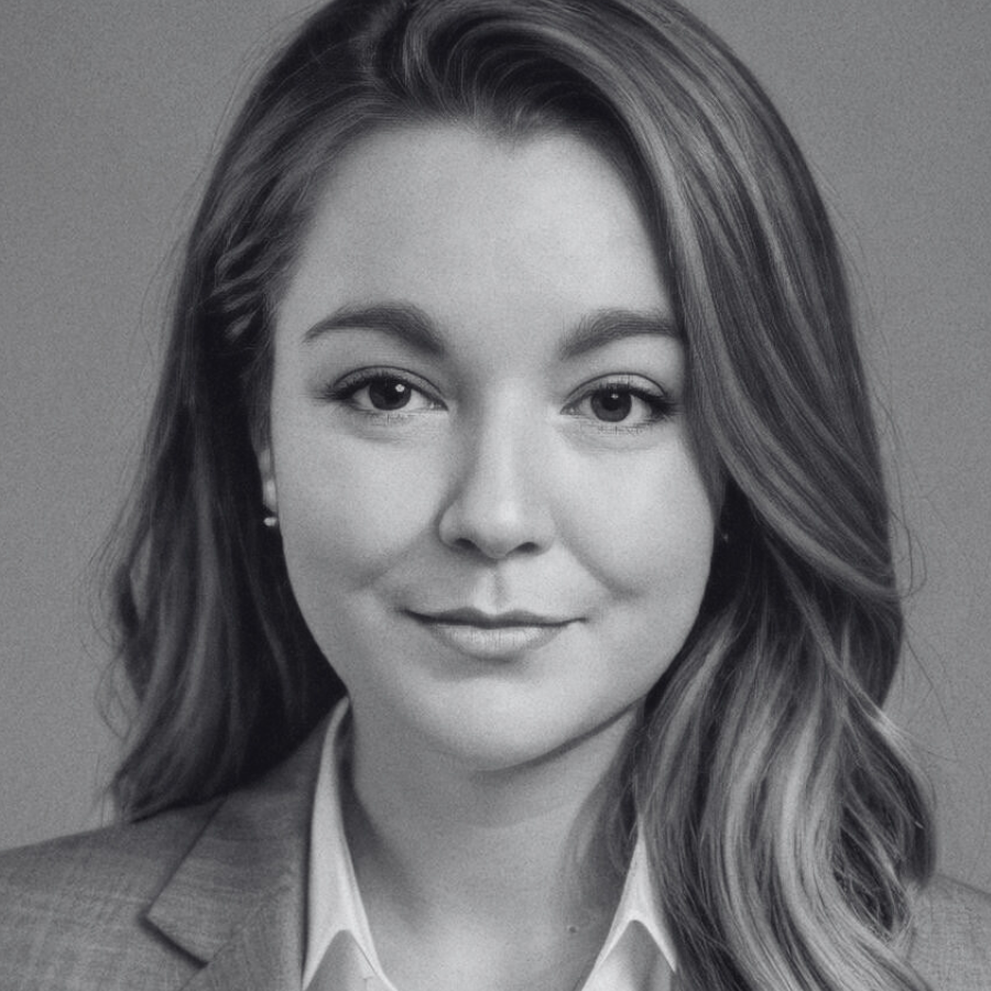 Julia_Poeschl_3_900x900px